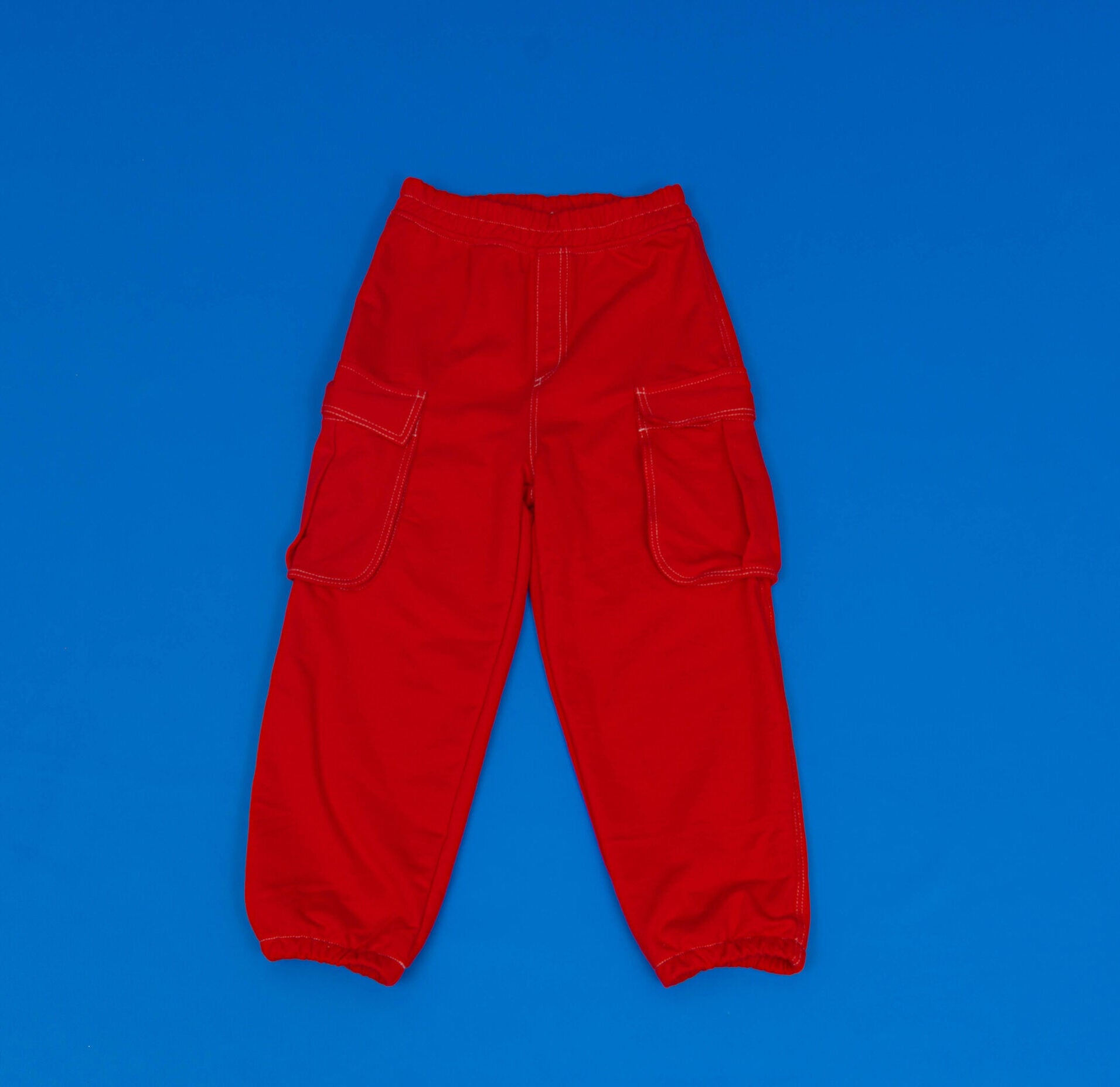 Pantalón Cargo Rojo de Aventura