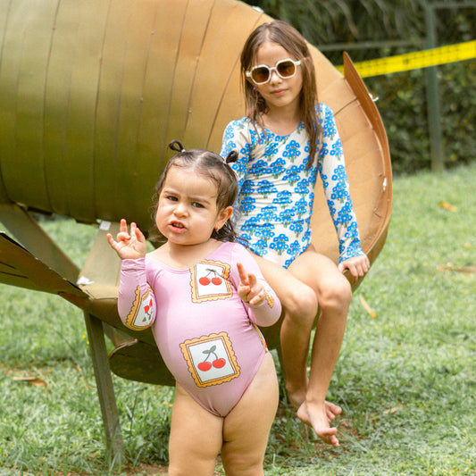 Vestido de Baño Manga Larga Cereza Rosada ♻️