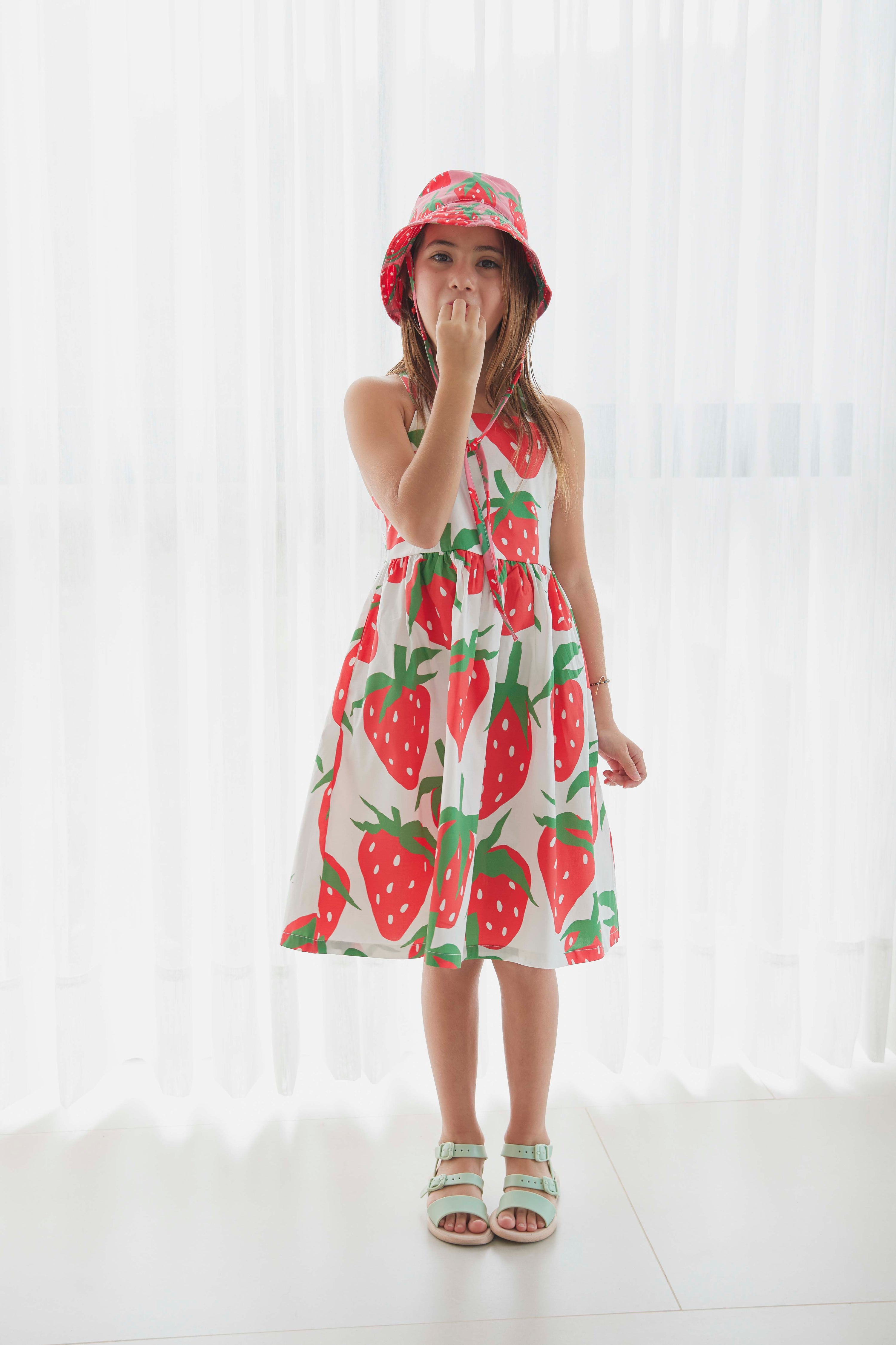 Vestido Arcoiris De Fresas