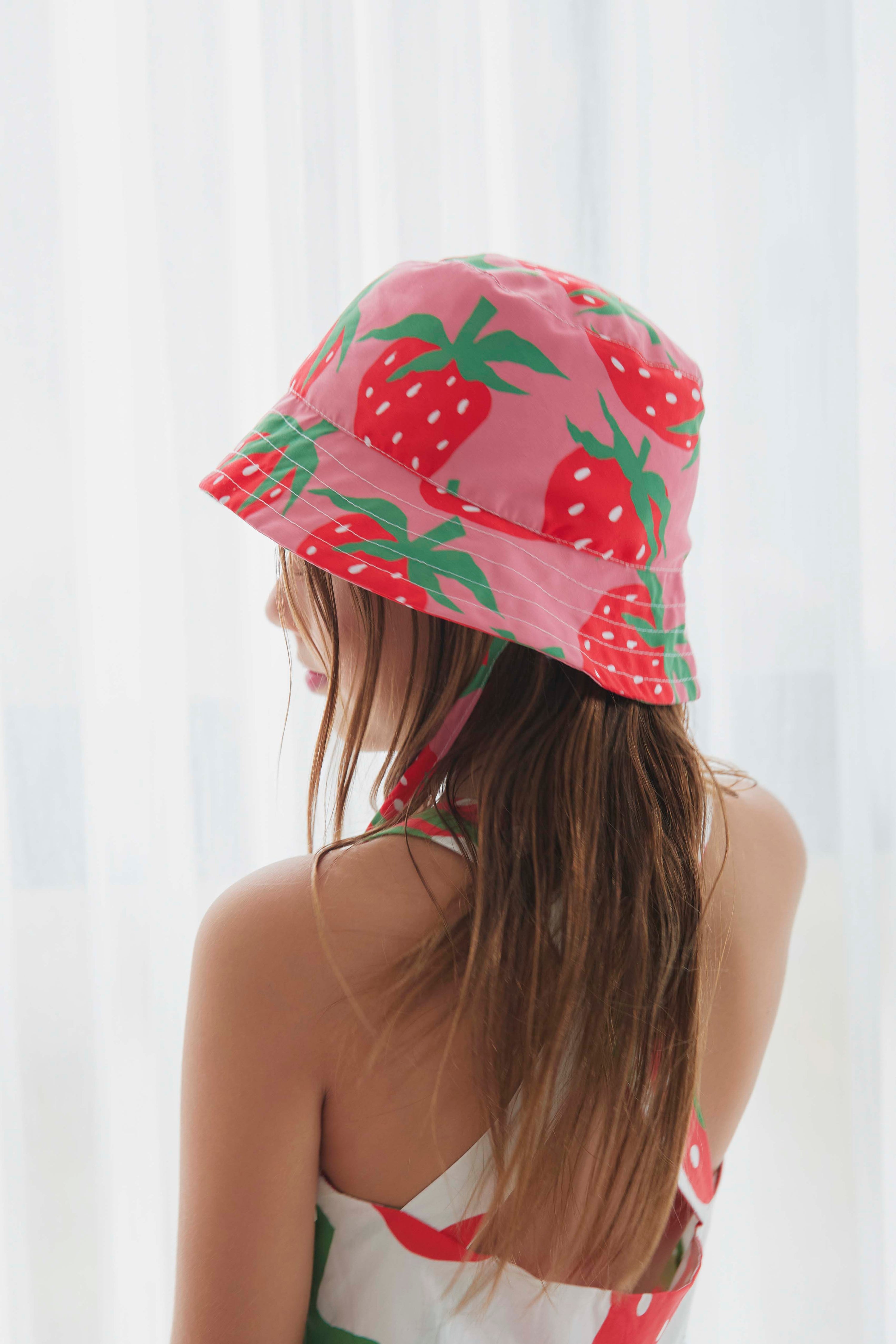 Bucket Hat Merengue De Fresa