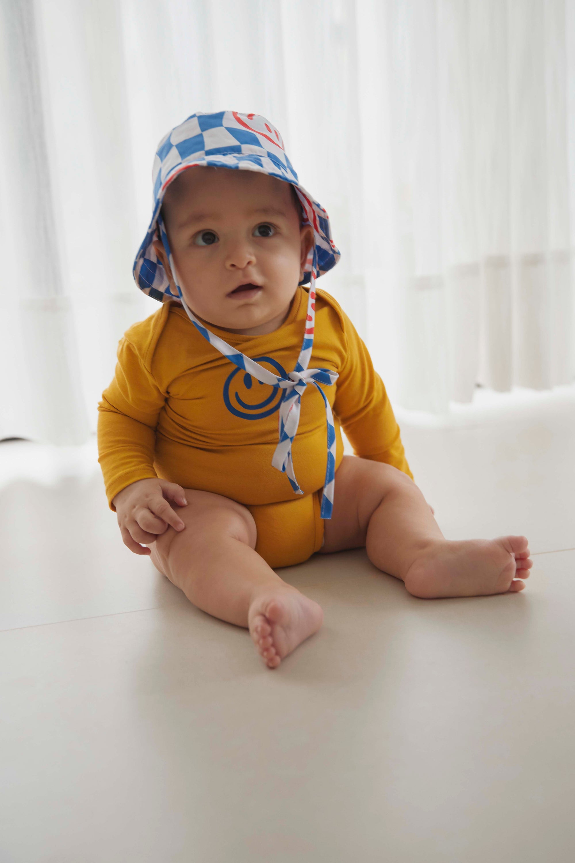 Bucket Hat Me Puse Feliz