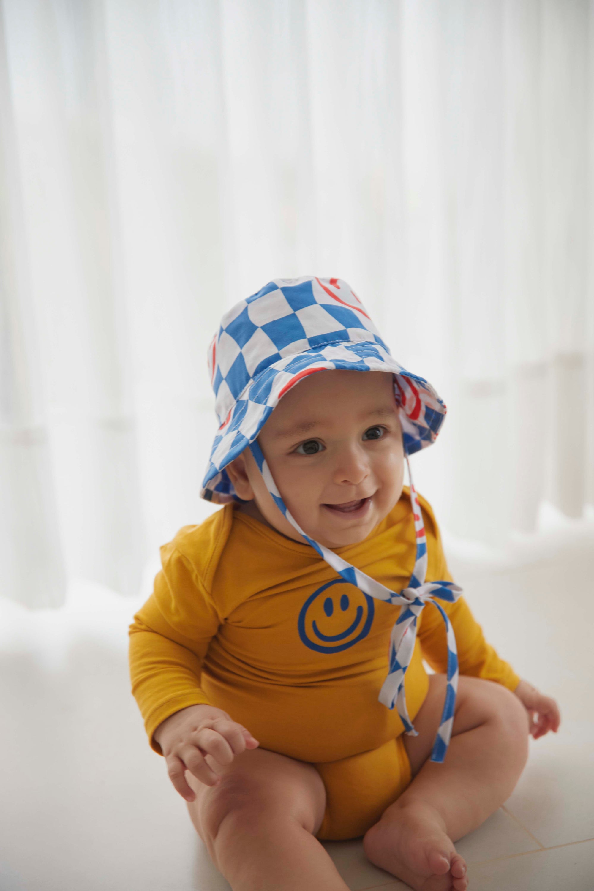 Bucket Hat Me Puse Feliz