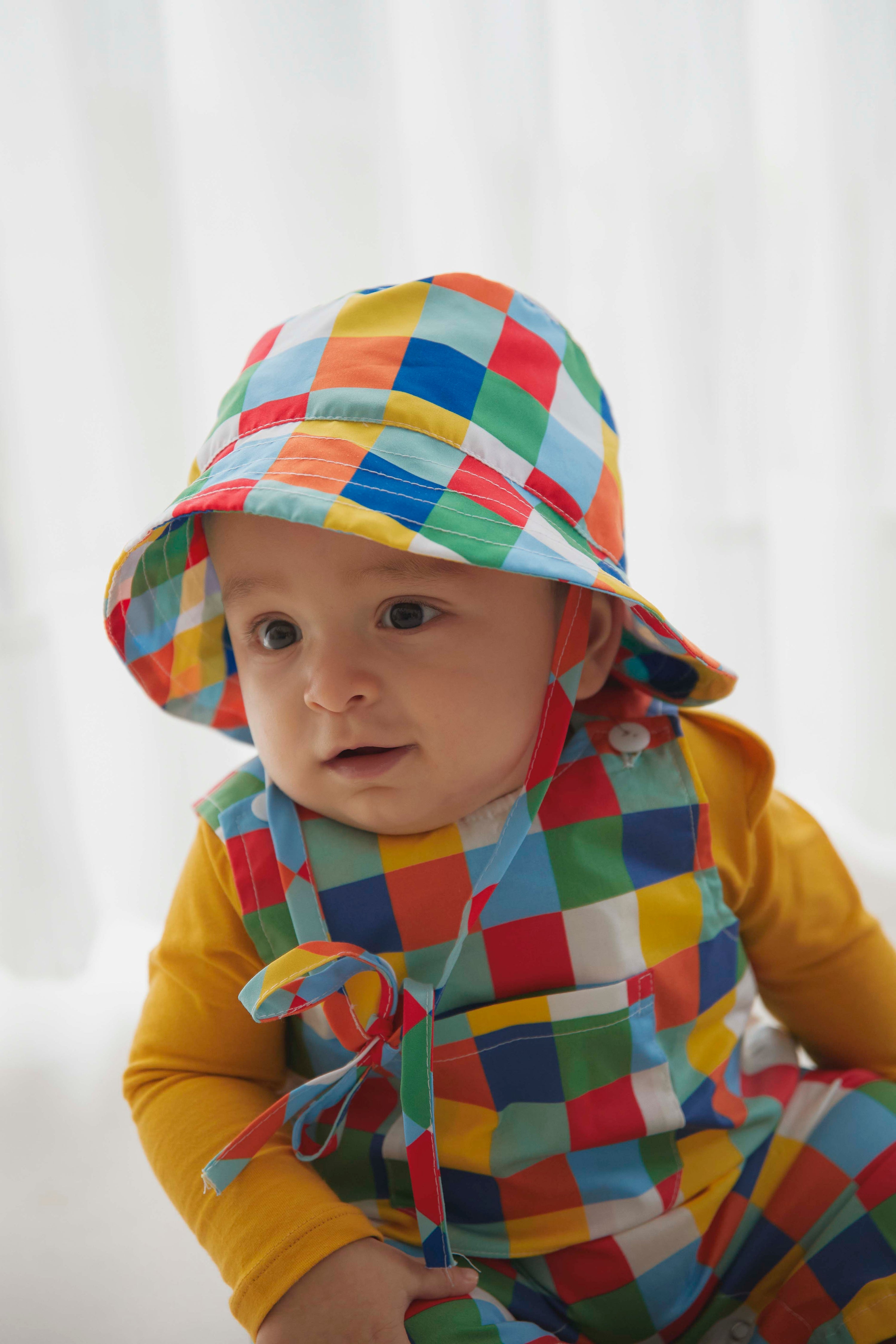 Bucket Hat Cuadros Coloridos